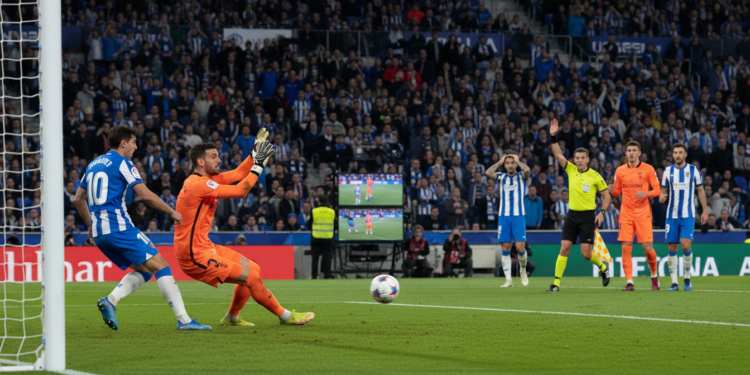 Real Sociedad awarded penalty after VAR review but David Soria saves