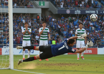 Gianni Cassaro seeks extension with Eastern after three clean sheets