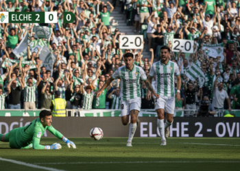 Elche Lead Real Oviedo 2-0 at Halftime After Bigas and Villar Goals