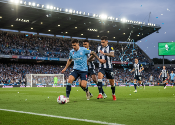 Sydney FC seeks to recapture attack form in Big Blue elimination final