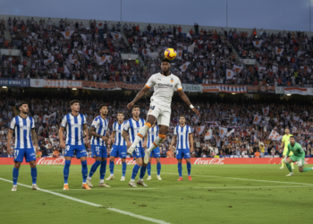 Umar Sadiq rediscovers heading touch to end 60-day drought for Valencia