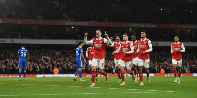 Arsenal push six points clear in Premier League as Gyokeres nets twice