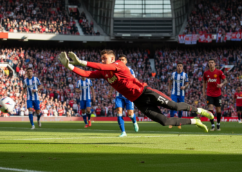 Ederson poised to join Manchester United as they overtake Atletico Madrid