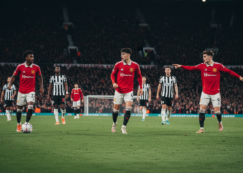 Manchester United expected to start Leny Yoro, Mainoo and Sesko vs Sunderland