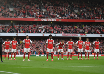 Arsenal confirm unchanged XI as Saka starts at London Stadium