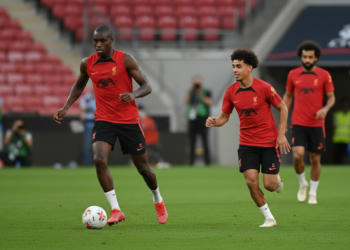 Liverpool targets Diomande or Barcola to replace Mohamed Salah