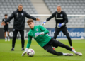 VfB Stuttgart questions Seimen's readiness, targets experienced goalkeeper options