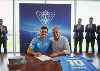 Iago Aspas renews contract with Celta and commits to one final season