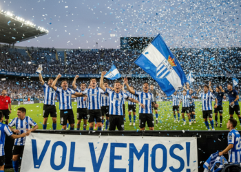 Deportivo La Coruña secures promotion to Primera División after eight years