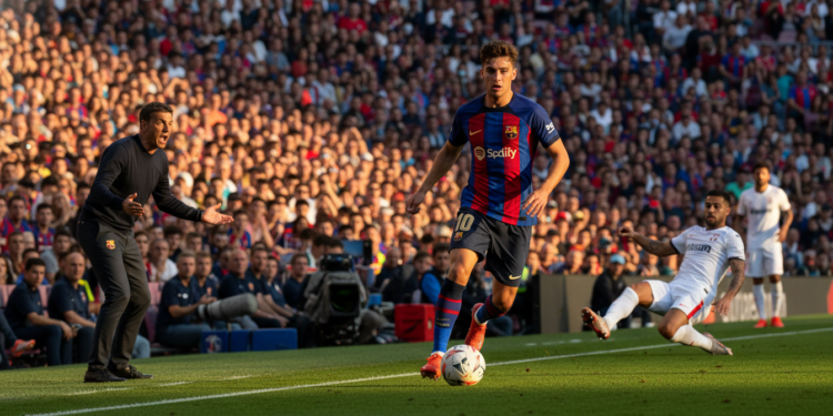 Barcelona step up pursuit of Anthony Gordon to bolster forward options