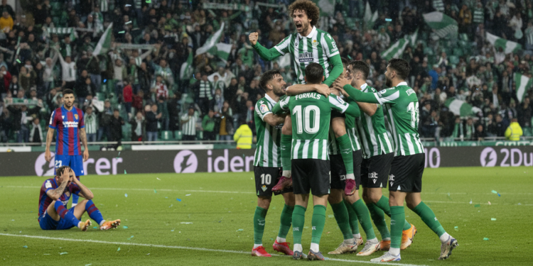 Real Betis edge past Levante 2-1 as Fornals seals victory