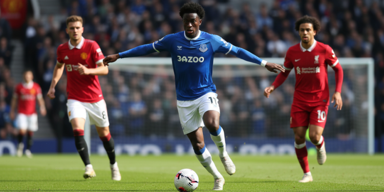 Iliman Ndiaye: Manchester United and Liverpool battle to sign Everton winger