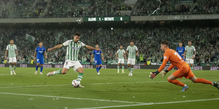 Elche beat Getafe 1-0 as Victor Chust fires long-range winner