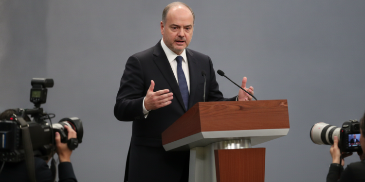 Infantino defends World Cup ticket prices and visa refusals in Mexico City