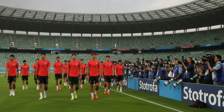 South Korea squad boycotts media after disparaging comments about Son Heung-min