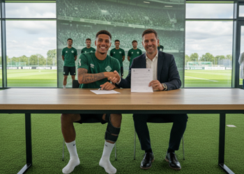 Mitchell Weiser extends contract with Werder Bremen after knee injury