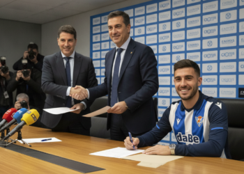 Espanyol signs Alex Calatrava from Castellon as Monchi's first signing
