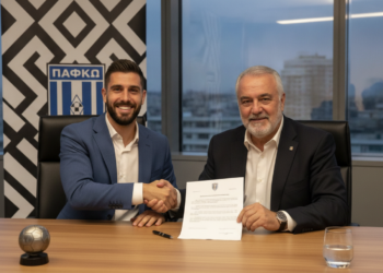 Aritz Elustondo signs new contract with PAOK Thessaloniki after Real Sociedad exit