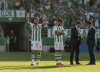 Elche confirms Leo Petrot departure as Josan renewal talks continue