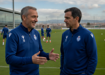 Deportivo Alavés appoints José Luis Oltra as Quique Sánchez Flores assistant coach