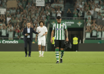 Ricardo Rodríguez confirms Betis exit as club targets Fran García