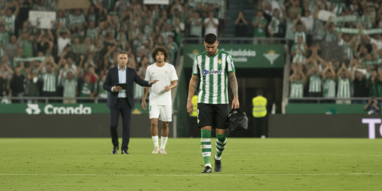 Ricardo Rodríguez confirms Betis exit as club targets Fran García