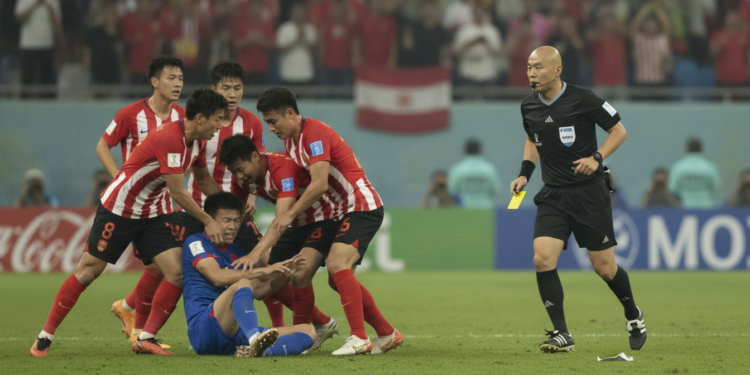 Paraguay's Aggressive Tactics Prompt Chinese Calls for Ma Ning to Officiate