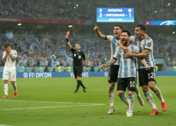 Argentina secures extra-time 3-1 win over 10-man Switzerland, faces England