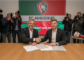 Hennes Behrens signs for FC Augsburg on contract until 2031