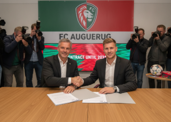 Hennes Behrens signs for FC Augsburg on contract until 2031