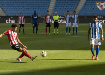 Sevilla edges toward Akor Adams sale while Nianzou exit frees €12m