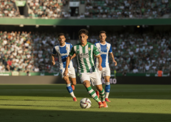 Betis prospect Carlos de Roa attracts European interest after strong preseason