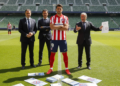 Atlético Madrid rejects €200 million bids and insists Julián Álvarez will stay