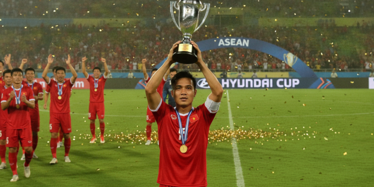Vietnam captain Nguyễn Quang Hải declares ready to defend ASEAN Hyundai Cup