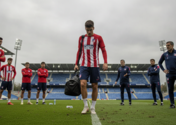 Atletico Madrid crisis deepens as Alvarez exit threatens season opener