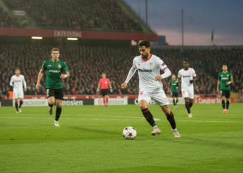 Sevilla faces stern preseason test at NEC Nijmegen with Julio Diaz debut