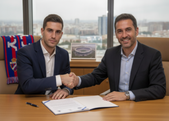 Matthew Ryan signs new Levante contract through June 2027