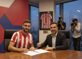 Mikel Vesga signs for Almería after ten seasons with Athletic Bilbao