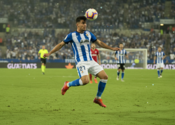 Mariano Díaz strengthens case to remain at Alavés next season