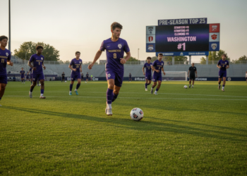 TDS releases preseason men's college top 25 with Washington leading